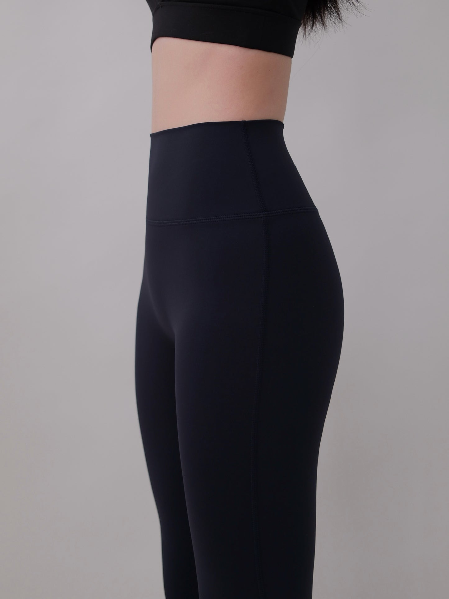 NAVY Long-Flared Yoga